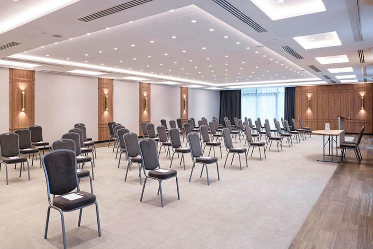 Premier Hotel Odessa Ngoại thất bức ảnh Meeting room